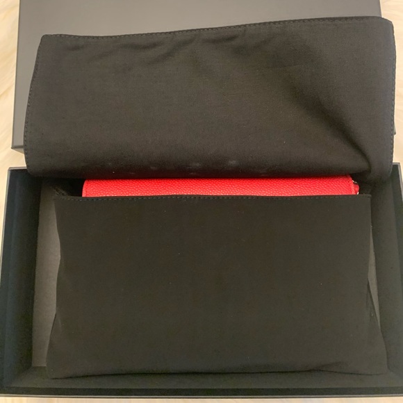 With tags ✨Chanel caviar timeless wallet on chain - Picture 13 of 16